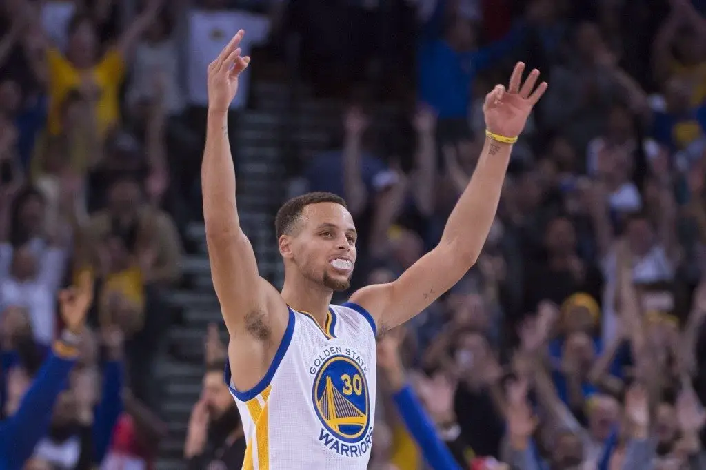 IT'S SETTLED: Golden State Warriors Play The 95-96 Chicago Bulls... Kinda